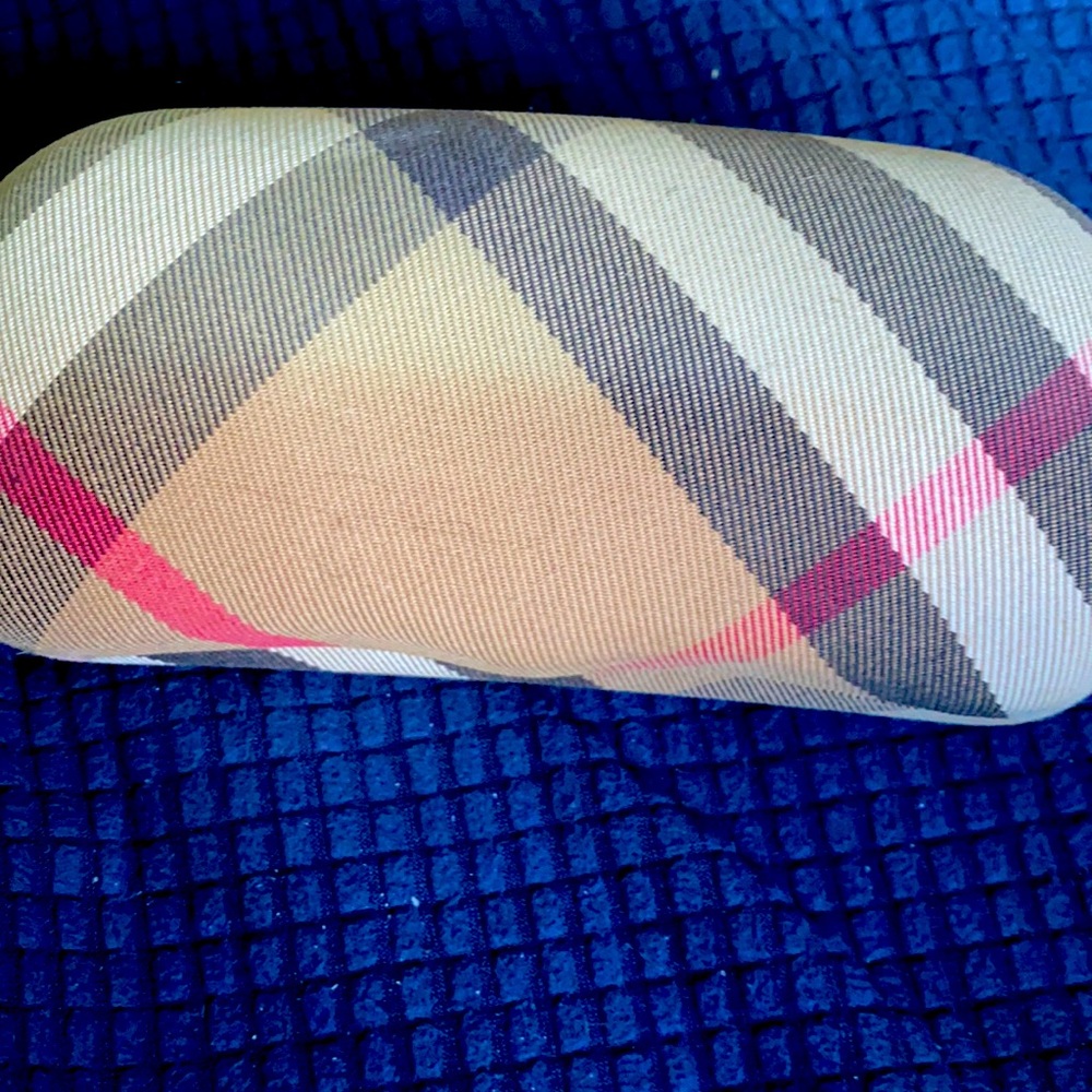 Burberry sunglasses case